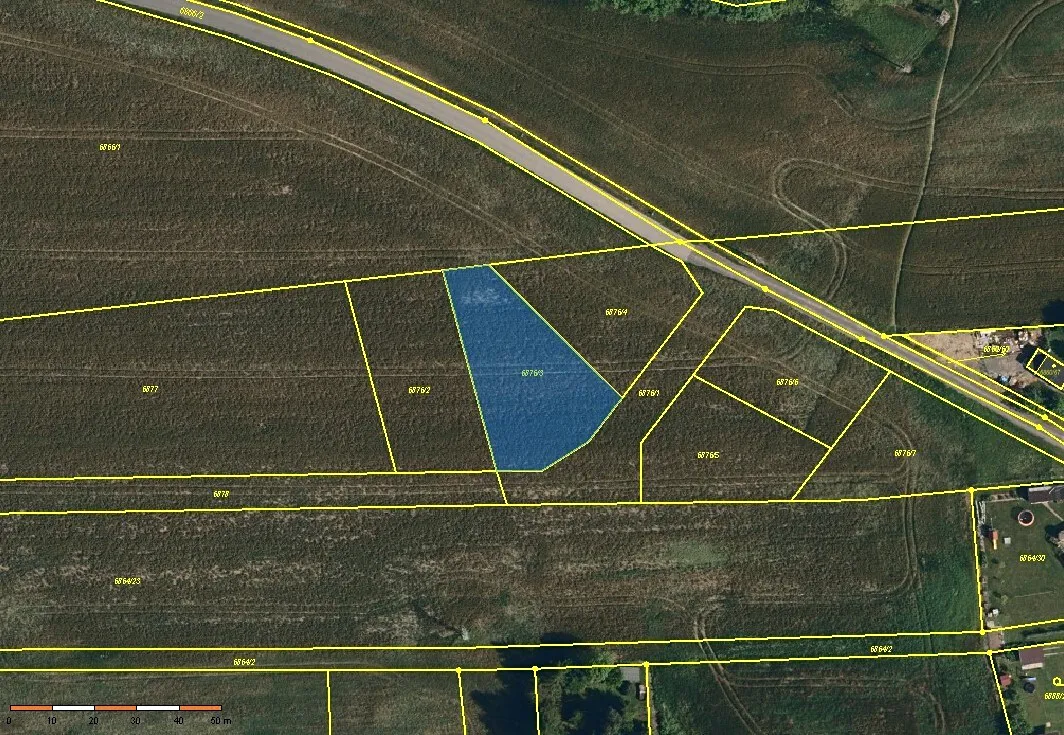 Dražba pole 1127 m²